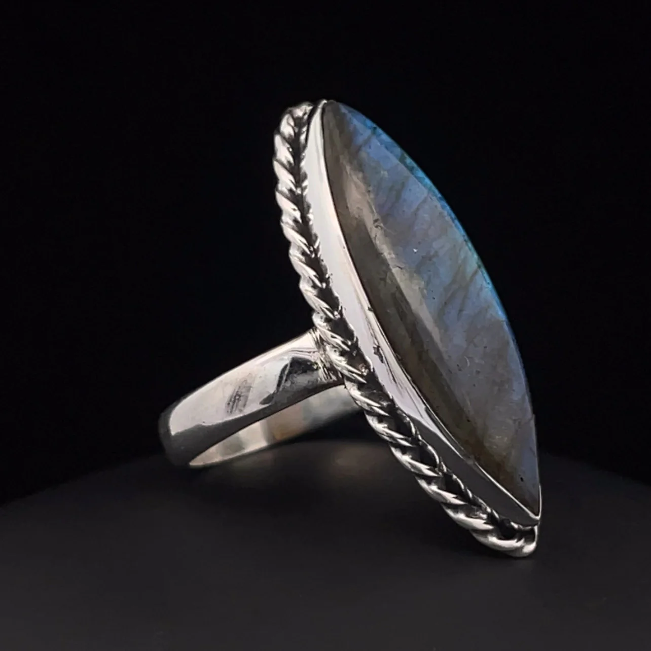 Sterling Silver Labradorite Ring Size 10 - Image 2