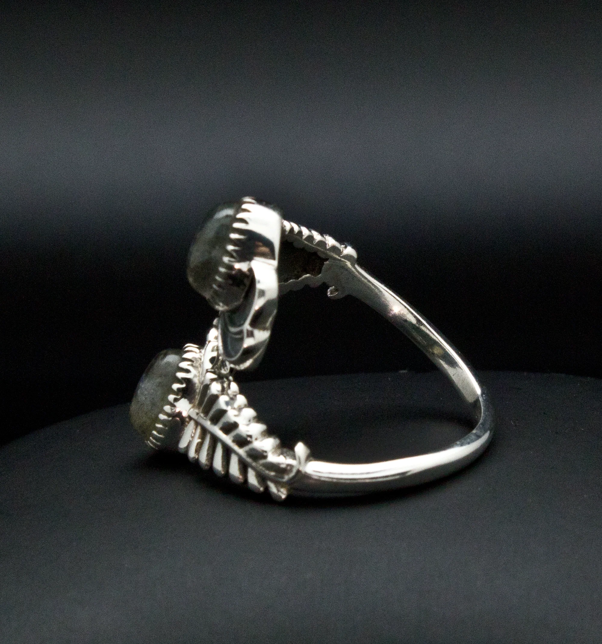 Sterling Silver Labradorite Ring Size 8 - Image 3