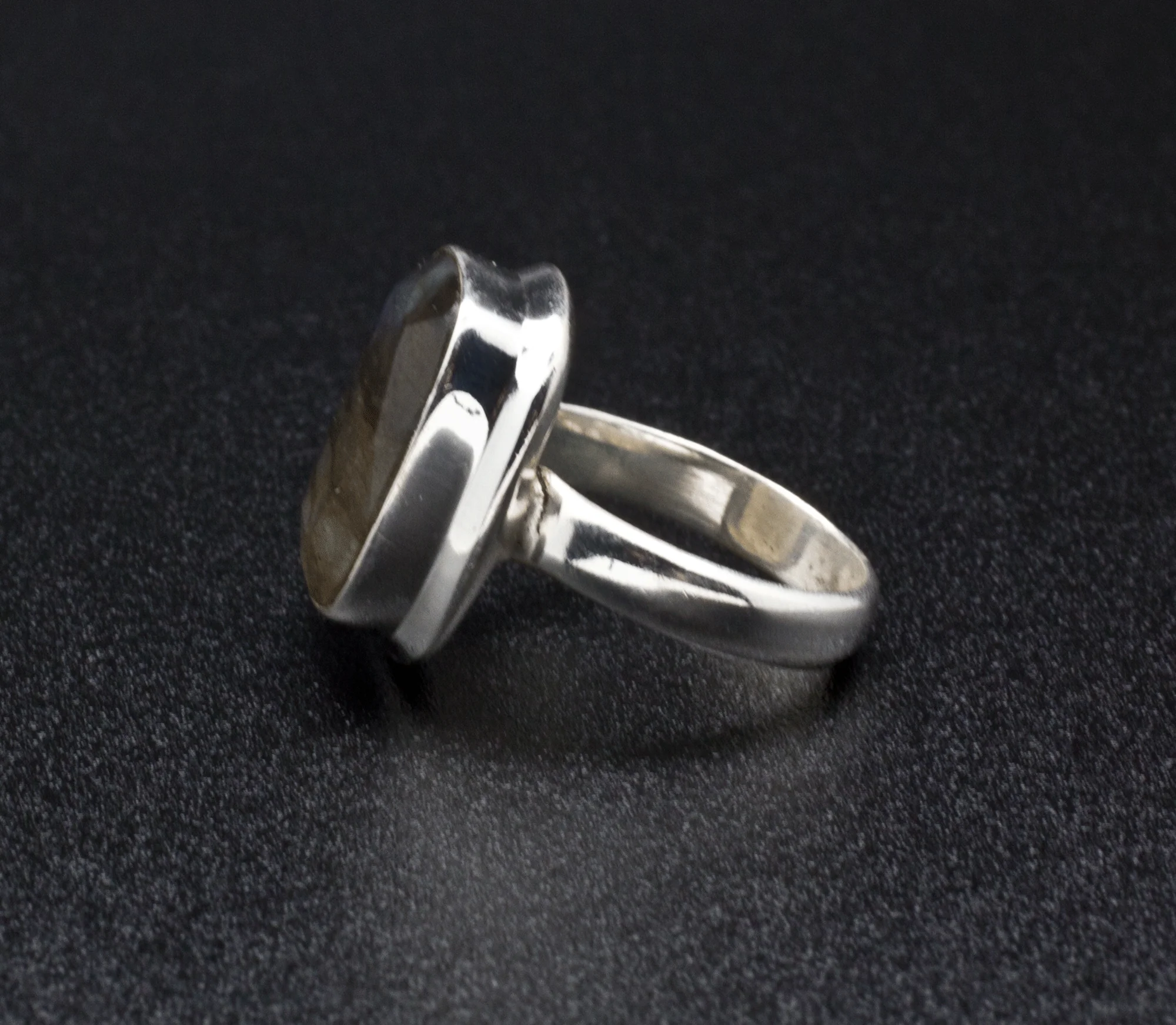 Sterling Silver Labradorite Ring Size 7 - Image 3
