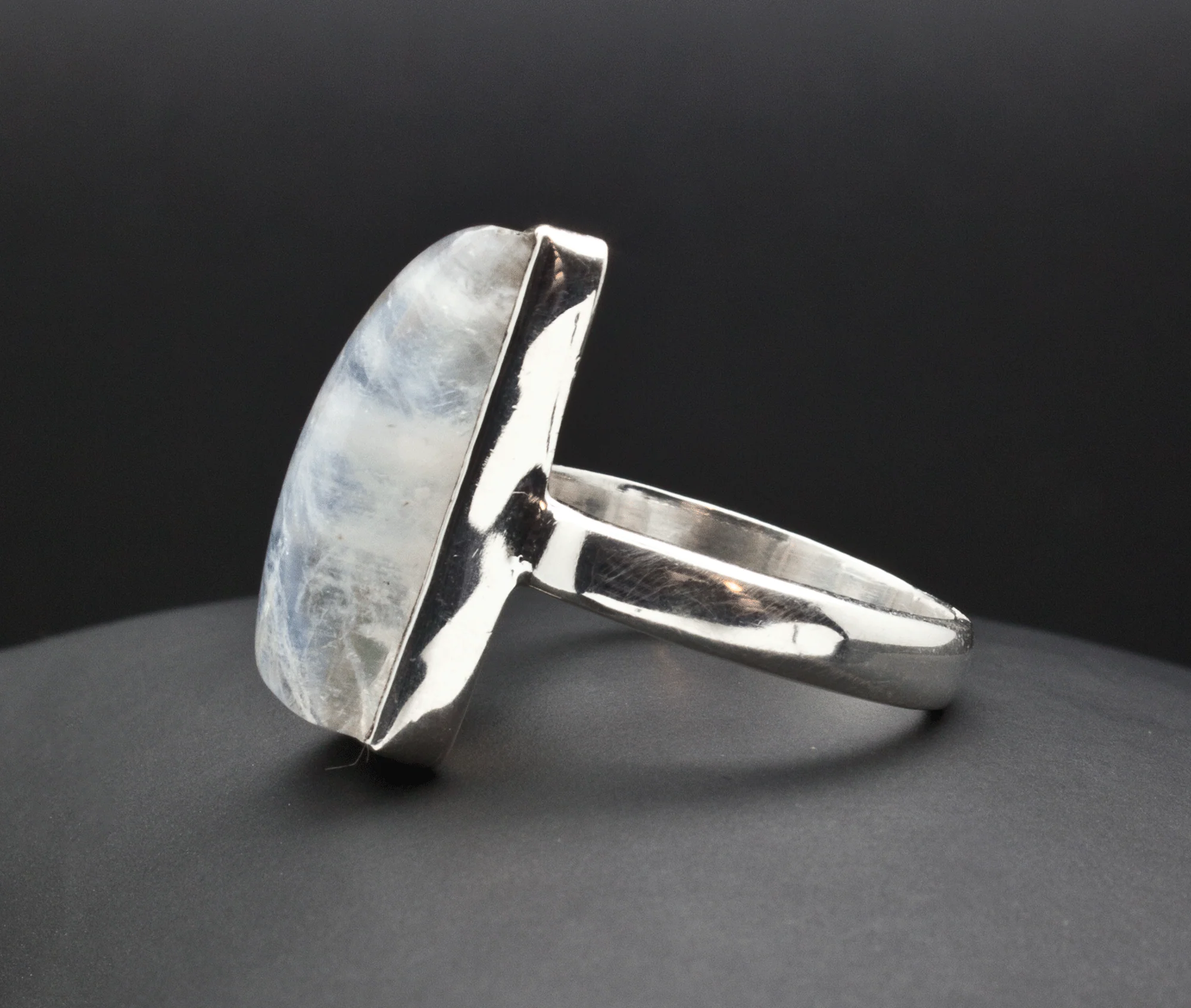 Sterling Silver Moonstone Ring Size 7 - Image 3