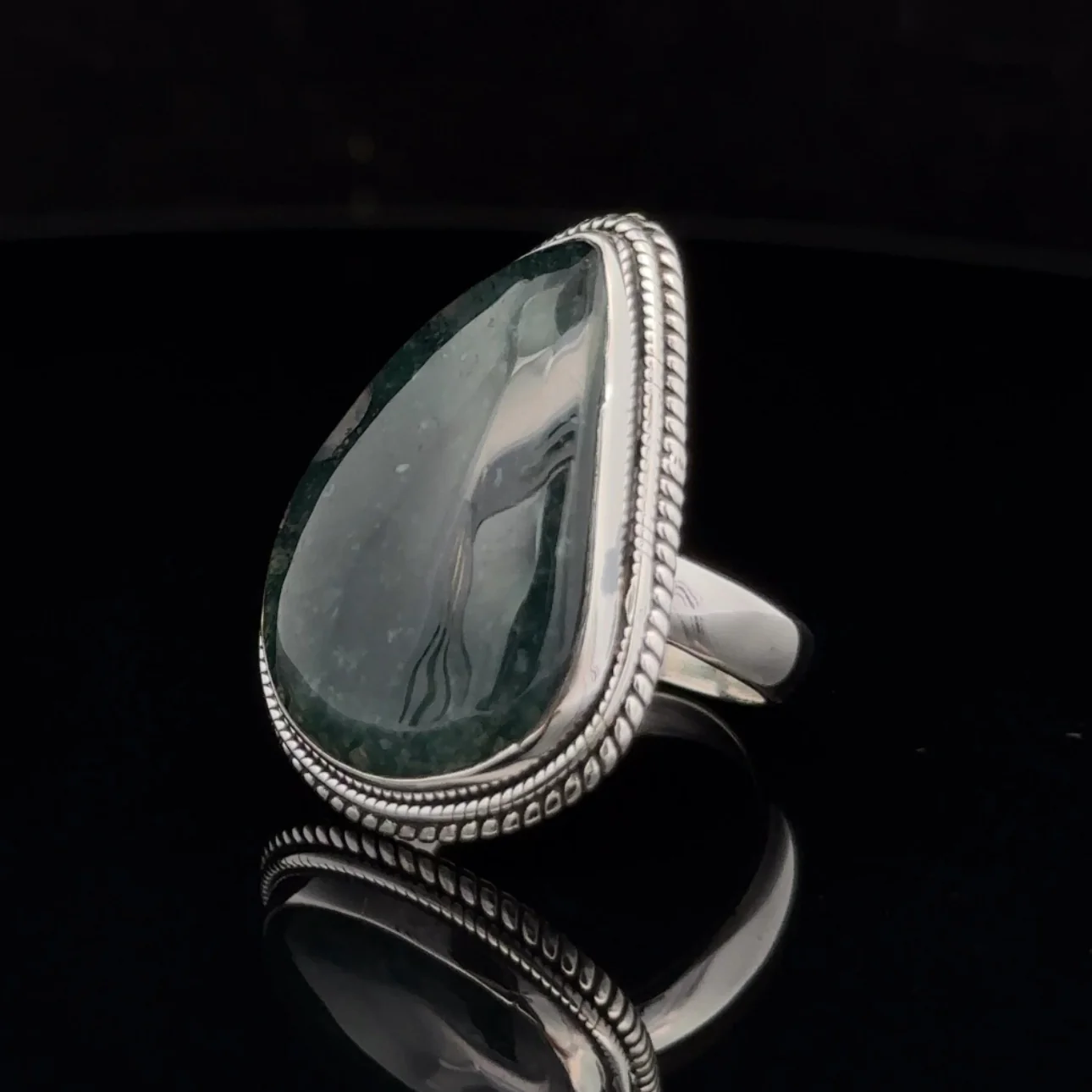 Sterling Silver Moss Agate Ring Size 7 - Image 3