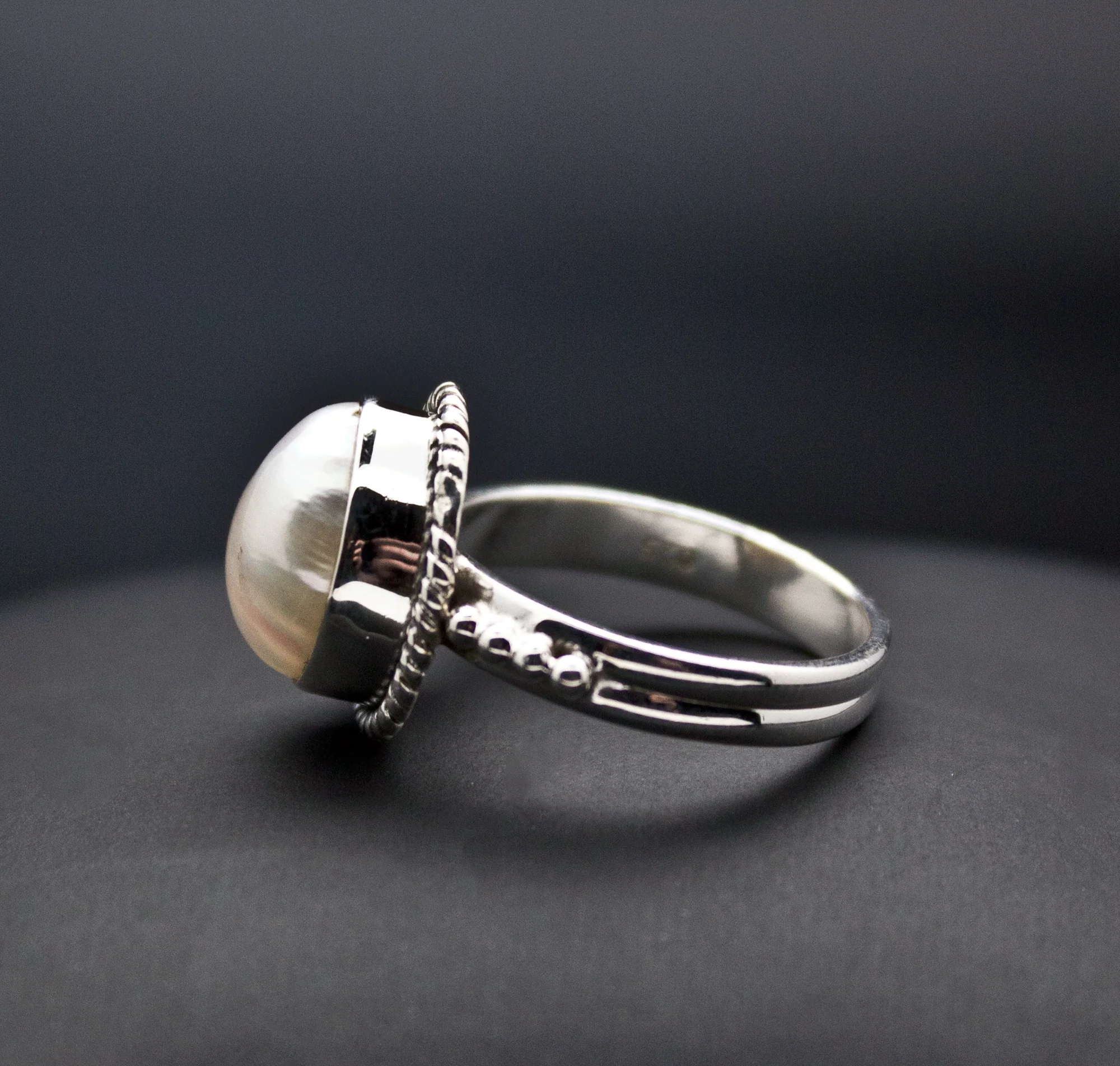 Sterling Silver Pearl Ring Size 5.5 - Image 3