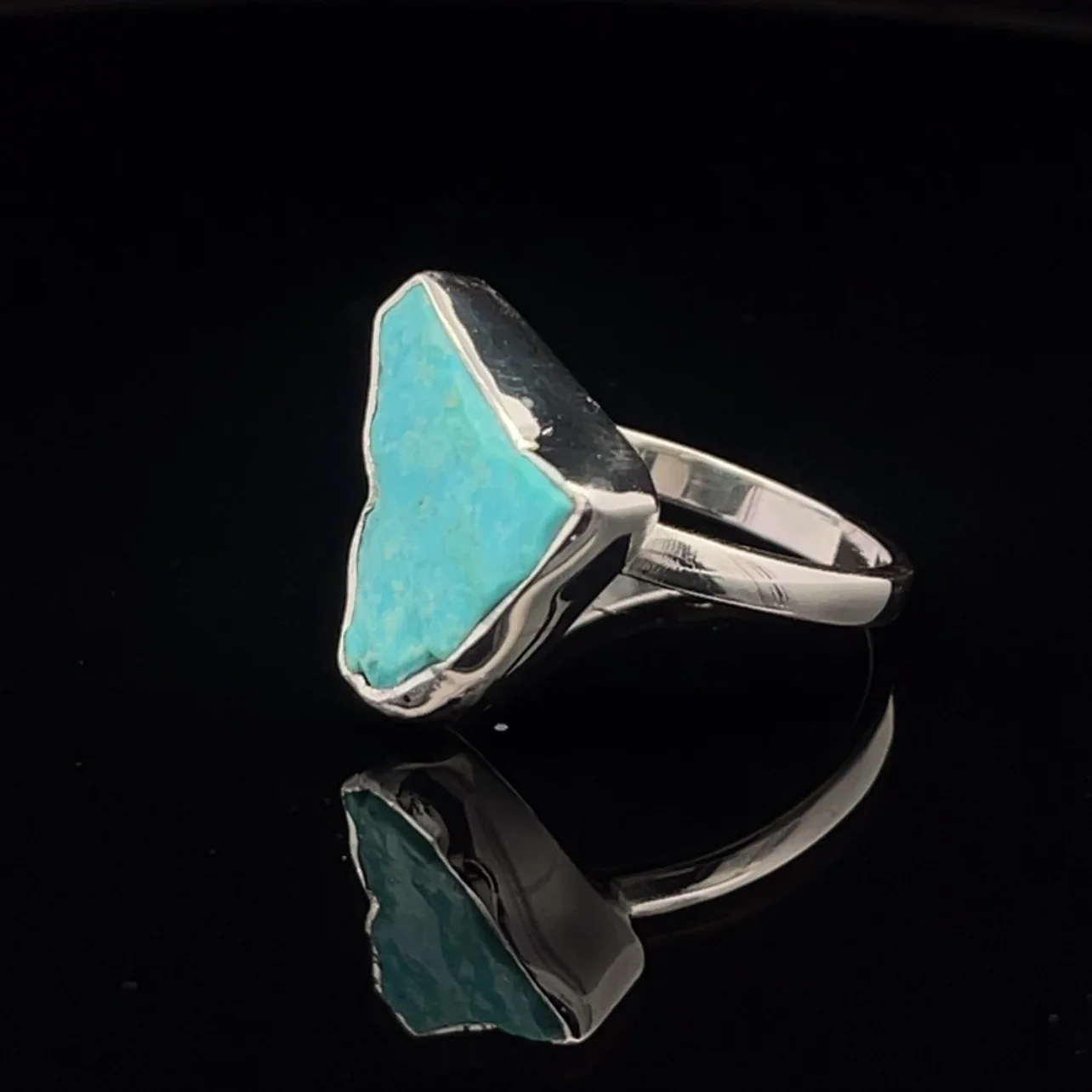 Sterling Silver Raw Turquoise Ring Size 8 - Image 3