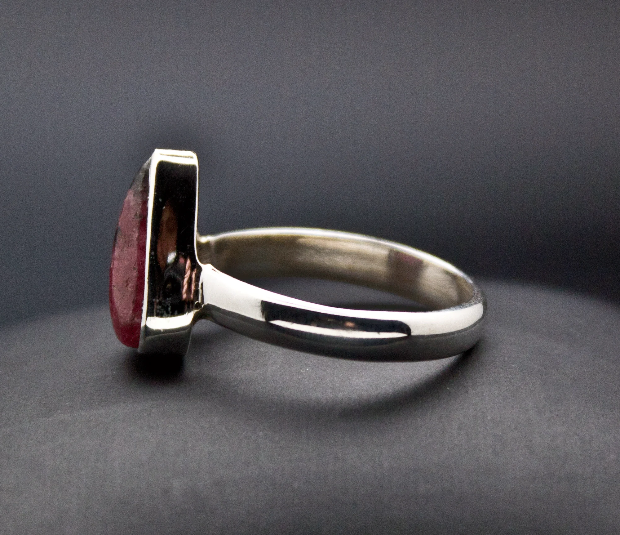 Sterling Silver Rhodonite Ring Size 9 - Image 3