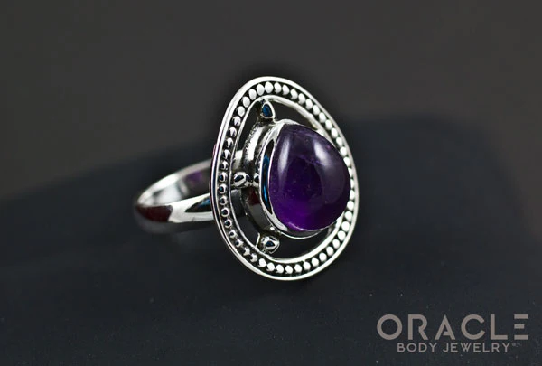 Sterling Silver ring with Amethyst Size 6.5 - Image 2