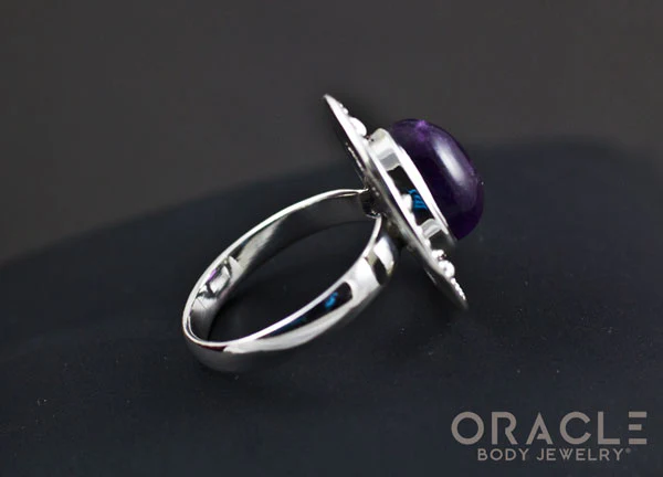 Sterling Silver ring with Amethyst Size 6.5 - Image 3