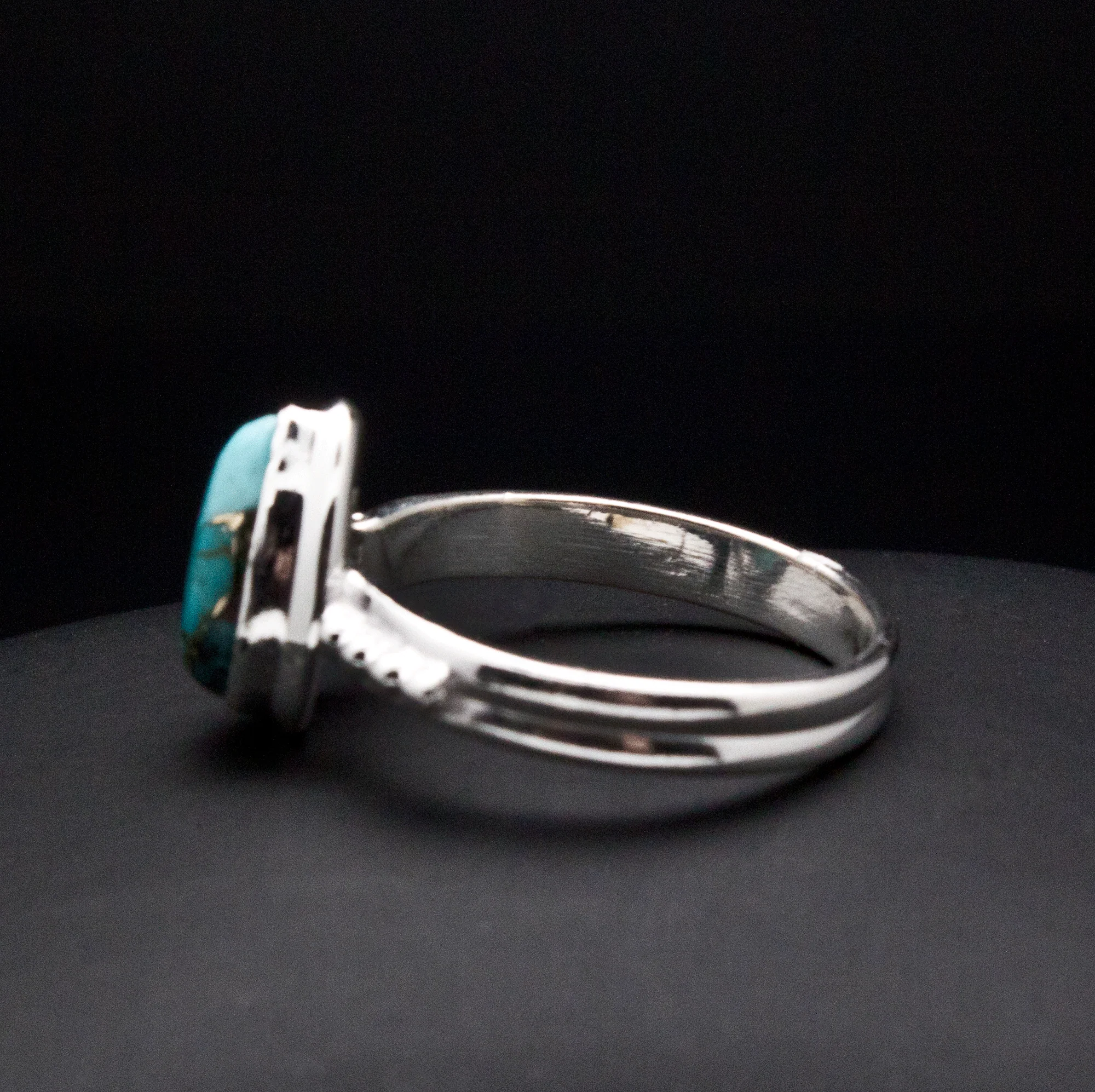 Sterling Silver Turquoise Ring Size 7 - Image 3