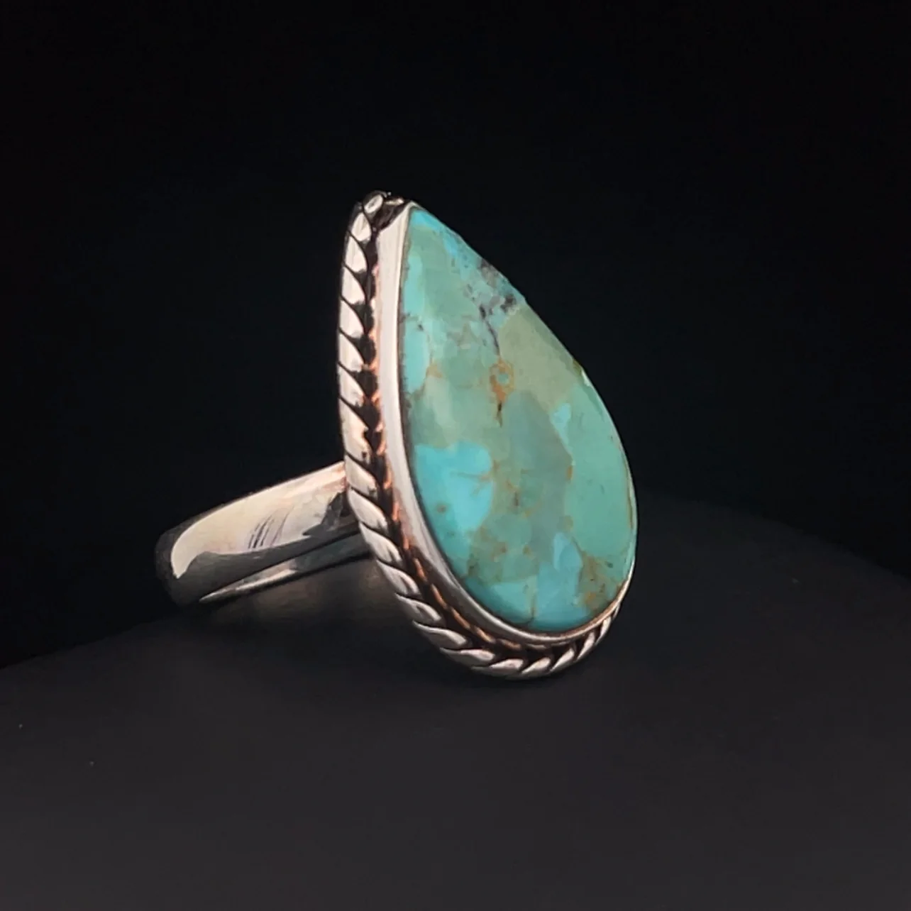 Sterling Silver Turquoise Ring Size 7 - Image 2