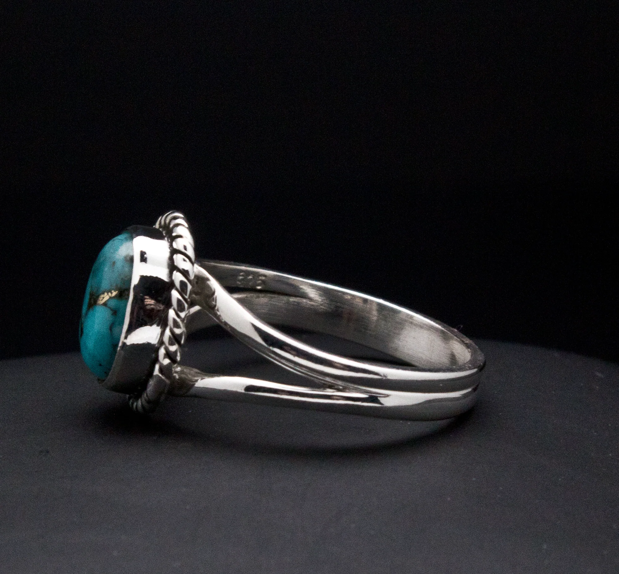 Sterling Silver Turquoise with Silver Inclusions Ring Size 7 - Image 3