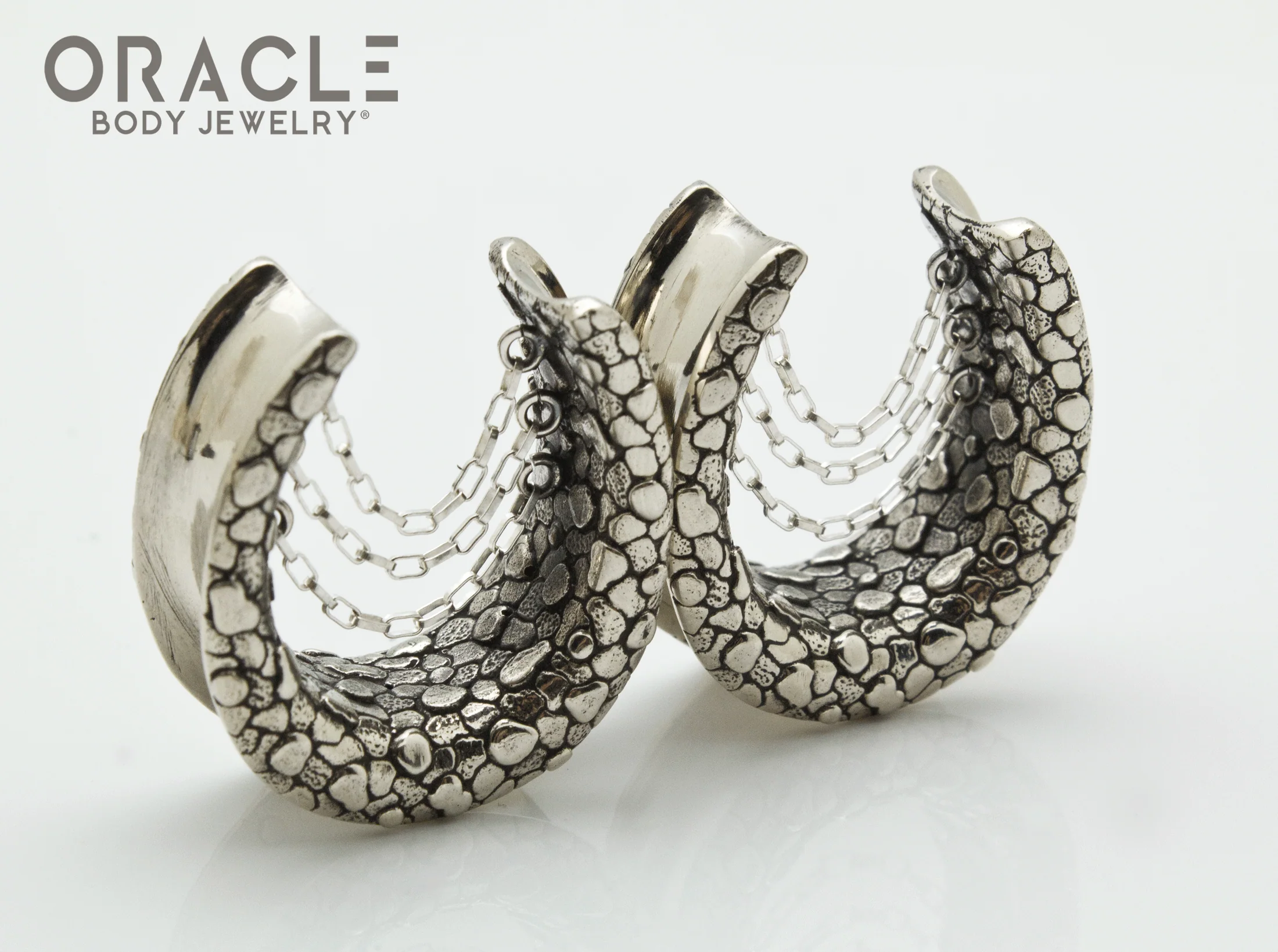 White Brass Saddles with Nugget Texture and Chains - Image 2